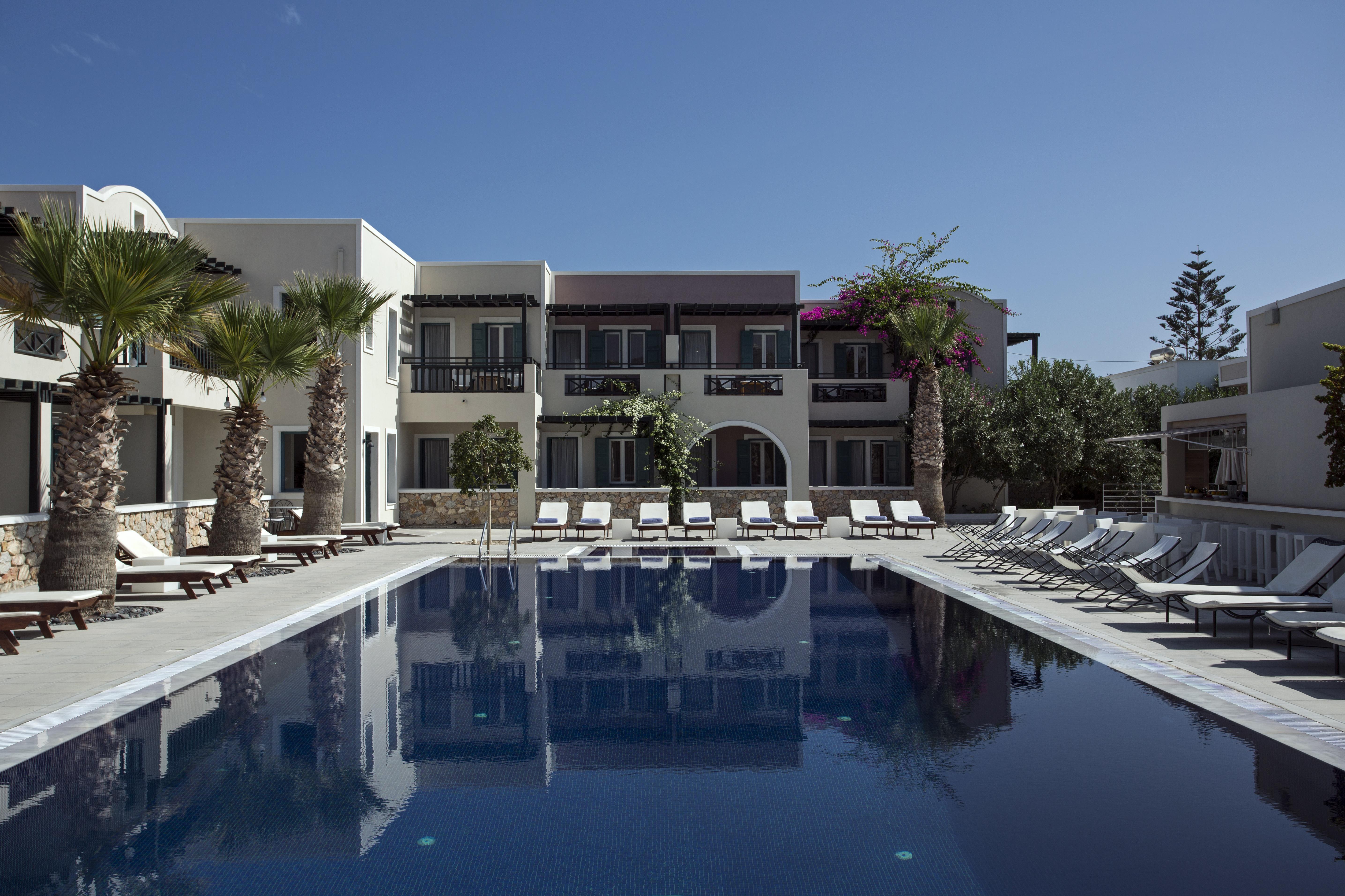 Rose Bay Hotel Kamári Exteriör bild